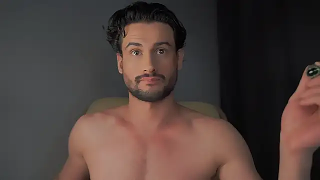 Keen   Luckystrike online show from December 2024 05:31:02 PM