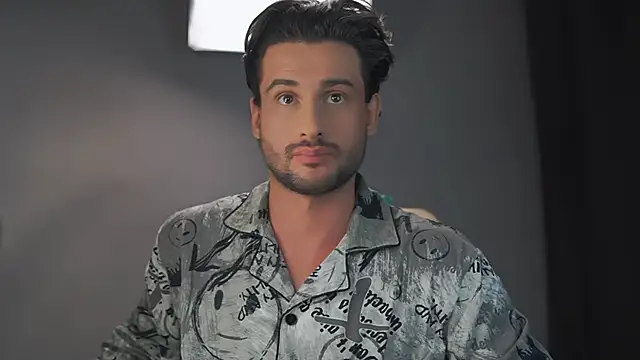 Keen   Luckystrike online show from February 2025 03:26:01 AM