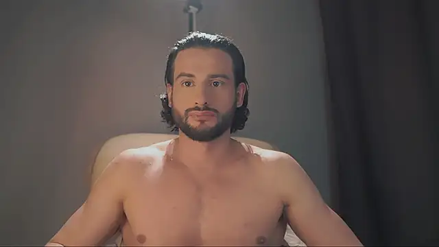 Keen   Luckystrike online show from January 2026 01:04:01 PM