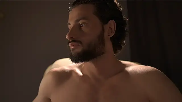 Keen   Luckystrike online show from April 2026 10:43:01 AM