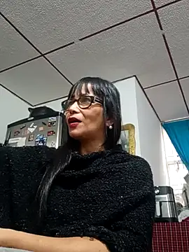 Snapshot of kelly_dirty_ chatting on February 2025 10:53:01 PM kelly dirty online show from February 2025 10:53:01 PM