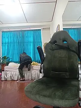 kelly dirty  online show from December 2025 12:35:02 PM