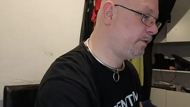 sklave-von-herrin-andrea online show from May 2026 05:52:01 PM