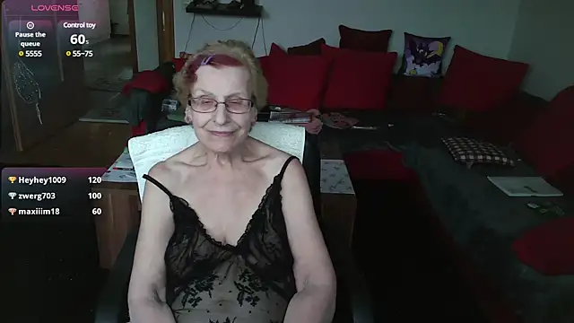 HeisseomaOriginal online show from February 2025 02:33:01 PM