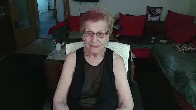 HeisseomaOriginal online show from April 2026 07:12:02 AM