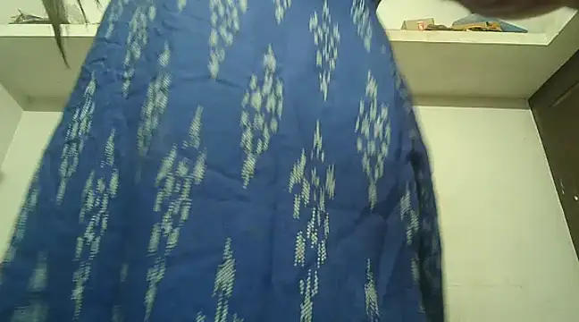 Snapshot of Akhilamolu_the_transsissy chatting on March 2025 05:56:02 PM Akhilamolu the transsissy online show from March 2025 05:56:02 PM