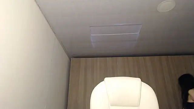 Selene93 online show from March 2025 04:17:01 PM