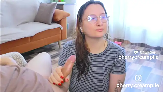 Snapshot of andycherry_secrets_ chatting on February 2026 02:33:01 PM andycherry secrets online show from February 2026 02:33:01 PM