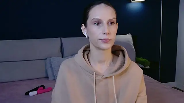 Mila Anders online show from March 2026 05:56:02 AM