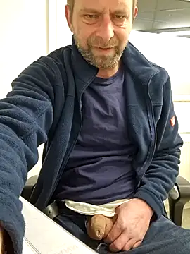 Snapshot of Mjn34 chatting on March 2025 06:57:01 AM Mjn34 online show from March 2025 06:57:01 AM