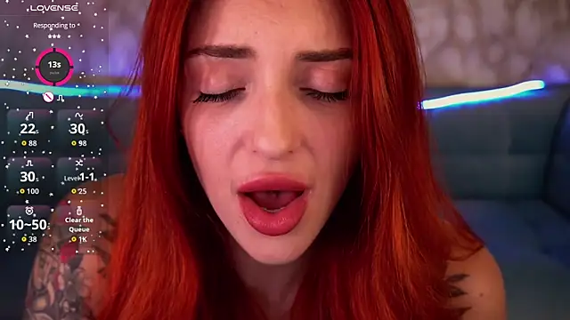 Snapshot of Sweety_one_ chatting on November 2025 01:56:02 PM Sweety one online show from November 2025 01:56:02 PM