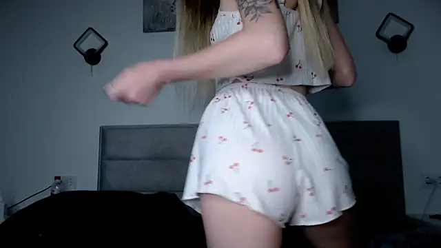 Snapshot of RIta_orr chatting on November 2025 08:33:02 PM RIta orr online show from November 2025 08:33:02 PM