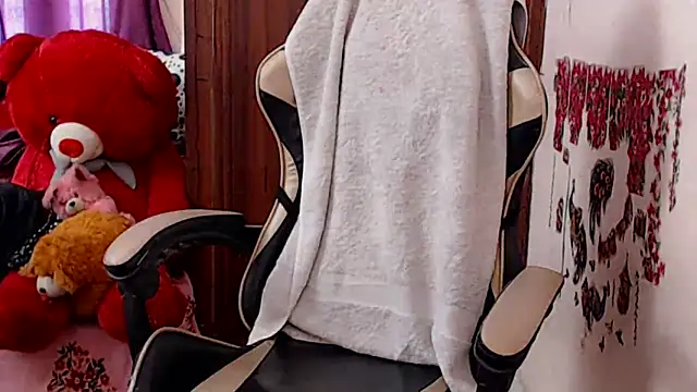 Naughty Kashish online show from May 2026 06:08:01 AM
