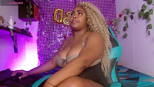 niawk  online show from October 2025 01:14:01 PM