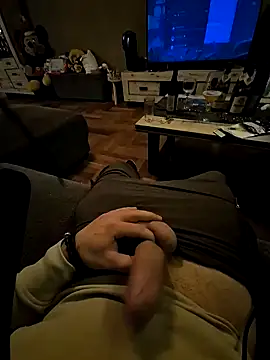 Snapshot of ROMAN2195 chatting on January 2025 02:33:01 AM ROMAN2195 online show from January 2025 02:33:01 AM