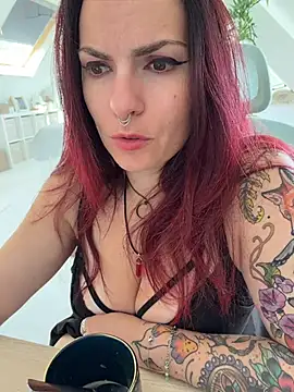 Snapshot of LunaMoongirl chatting on July 2026 02:54:01 PM LunaMoongirl online show from July 2026 02:54:01 PM