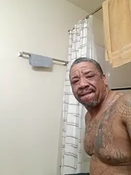 Snapshot of yellowwetfox chatting on February 2026 03:48:01 AM yellowwetfox online show from February 2026 03:48:01 AM