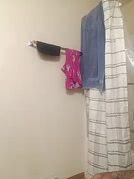 Snapshot of yellowwetfox chatting on March 2026 02:12:02 PM yellowwetfox online show from March 2026 02:12:02 PM