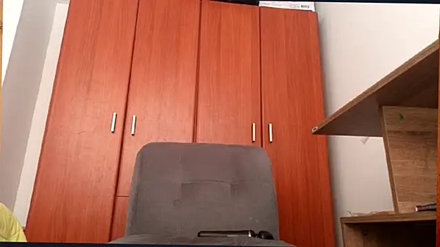 Juls winter  online show from November 2025 07:57:02 PM