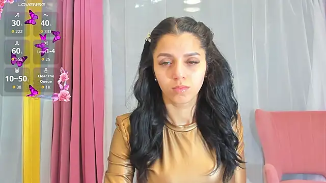 Snapshot of Sarabecker chatting on February 2026 09:32:02 AM Sarabecker online show from February 2026 09:32:02 AM