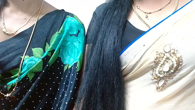 Snapshot of tamilharini chatting on October 2025 05:17:02 AM tamilharini online show from October 2025 05:17:02 AM