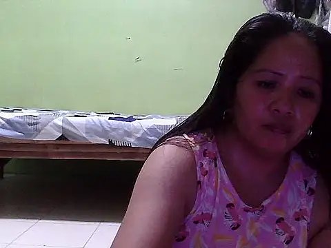 Snapshot of sweetlady_pinay chatting on March 2025 11:56:01 AM sweetlady pinay online show from March 2025 11:56:01 AM
