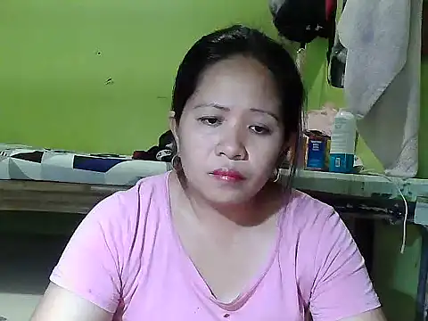 Snapshot of sweetlady_pinay chatting on March 2025 04:20:02 AM sweetlady pinay online show from March 2025 04:20:02 AM