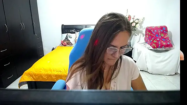 Xiimen online show from October 2025 11:35:01 PM