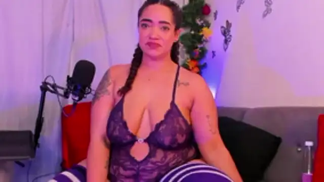 HannaMiillsxh online show from May 2026 01:16:02 PM