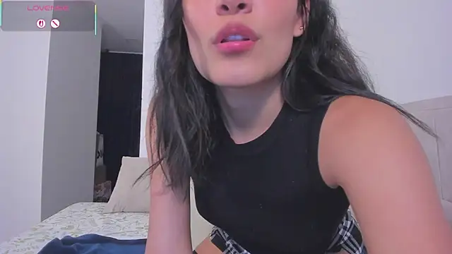 TIFFANYRUSSO online show from July 2026 06:00:02 AM
