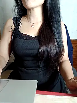 Snapshot of Chanchal--Navya chatting on May 2026 05:40:01 PM Chanchal--Navya online show from May 2026 05:40:01 PM