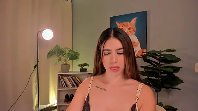 Snapshot of LiaPearce chatting on June 2026 01:06:02 PM LiaPearce online show from June 2026 01:06:02 PM