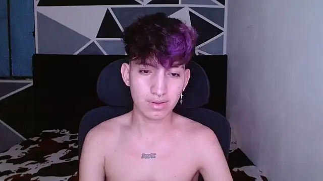 Snapshot of littlextreme chatting on December 2024 03:07:02 AM littlextreme online show from December 2024 03:07:02 AM