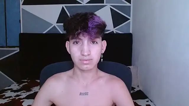 Snapshot of littlextreme chatting on January 2025 11:24:01 PM littlextreme online show from January 2025 11:24:01 PM