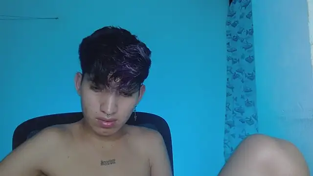 Snapshot of littlextreme chatting on February 2025 08:17:01 AM littlextreme online show from February 2025 08:17:01 AM