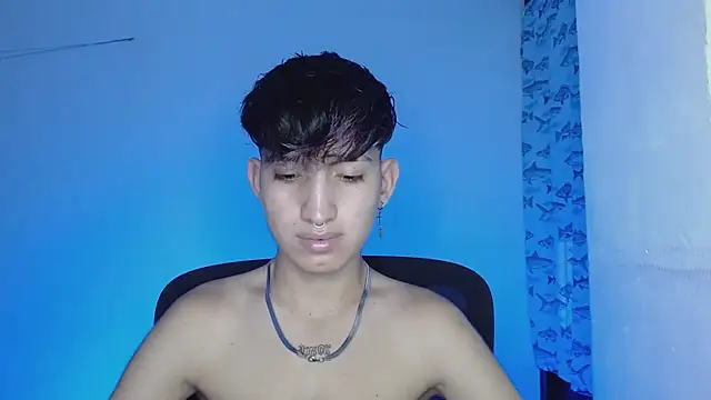 Snapshot of littlextreme chatting on March 2025 12:50:02 AM littlextreme online show from March 2025 12:50:02 AM