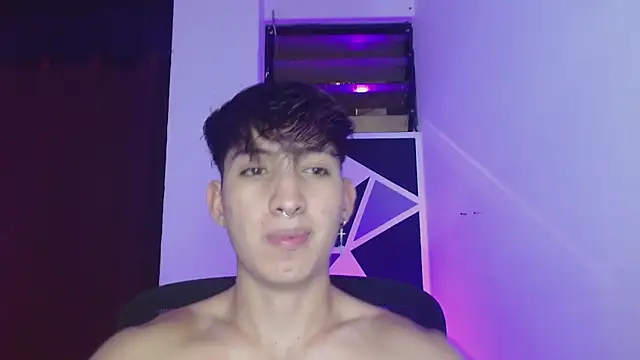 Snapshot of littlextreme chatting on March 2025 02:56:02 AM littlextreme online show from March 2025 02:56:02 AM