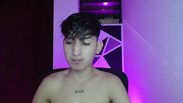 Snapshot of littlextreme chatting on March 2025 07:15:01 AM littlextreme online show from March 2025 07:15:01 AM