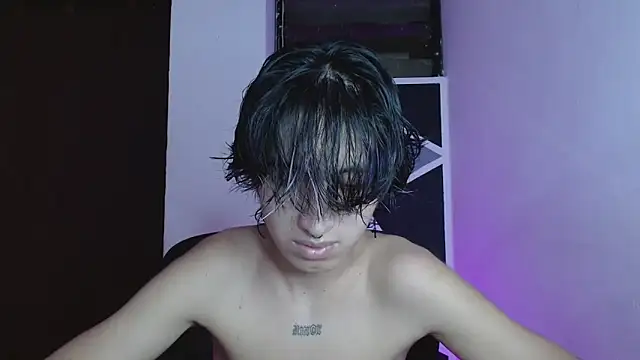 littlextreme online show from April 2026 03:15:01 AM