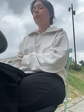 Snapshot of hanahaki chatting on September 2025 10:27:01 AM hanahaki online show from September 2025 10:27:01 AM