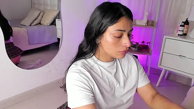 Snapshot of Kirara_22 chatting on January 2026 08:02:02 PM Kirara 22 online show from January 2026 08:02:02 PM