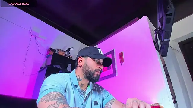 CamiloGray  online show from September 2025 01:45:02 PM