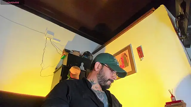 CamiloGray  online show from November 2025 02:34:02 PM