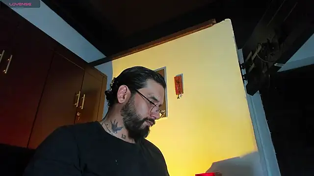 CamiloGray  online show from February 2026 02:35:01 PM