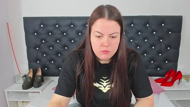 EvaLick online show from January 2025 06:24:02 AM