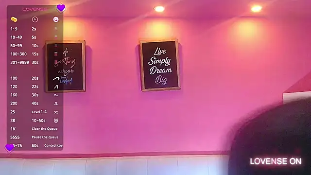 hornyhousekeeper  online show from March 2025 12:52:01 PM