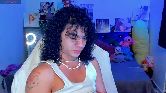 Snapshot of sweetvond_ chatting on March 2025 08:37:02 PM sweetvond  online show from March 2025 08:37:02 PM