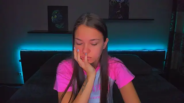 AlexaBarkley online show from October 2025 12:11:02 AM