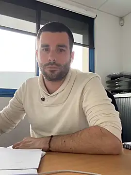 Snapshot of Simon-tem chatting on March 2025 02:45:01 PM Simon-tem online show from March 2025 02:45:01 PM