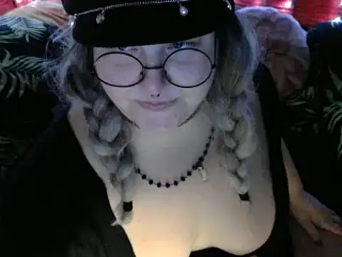 ThickBones online show from December 2024 05:01:01 PM